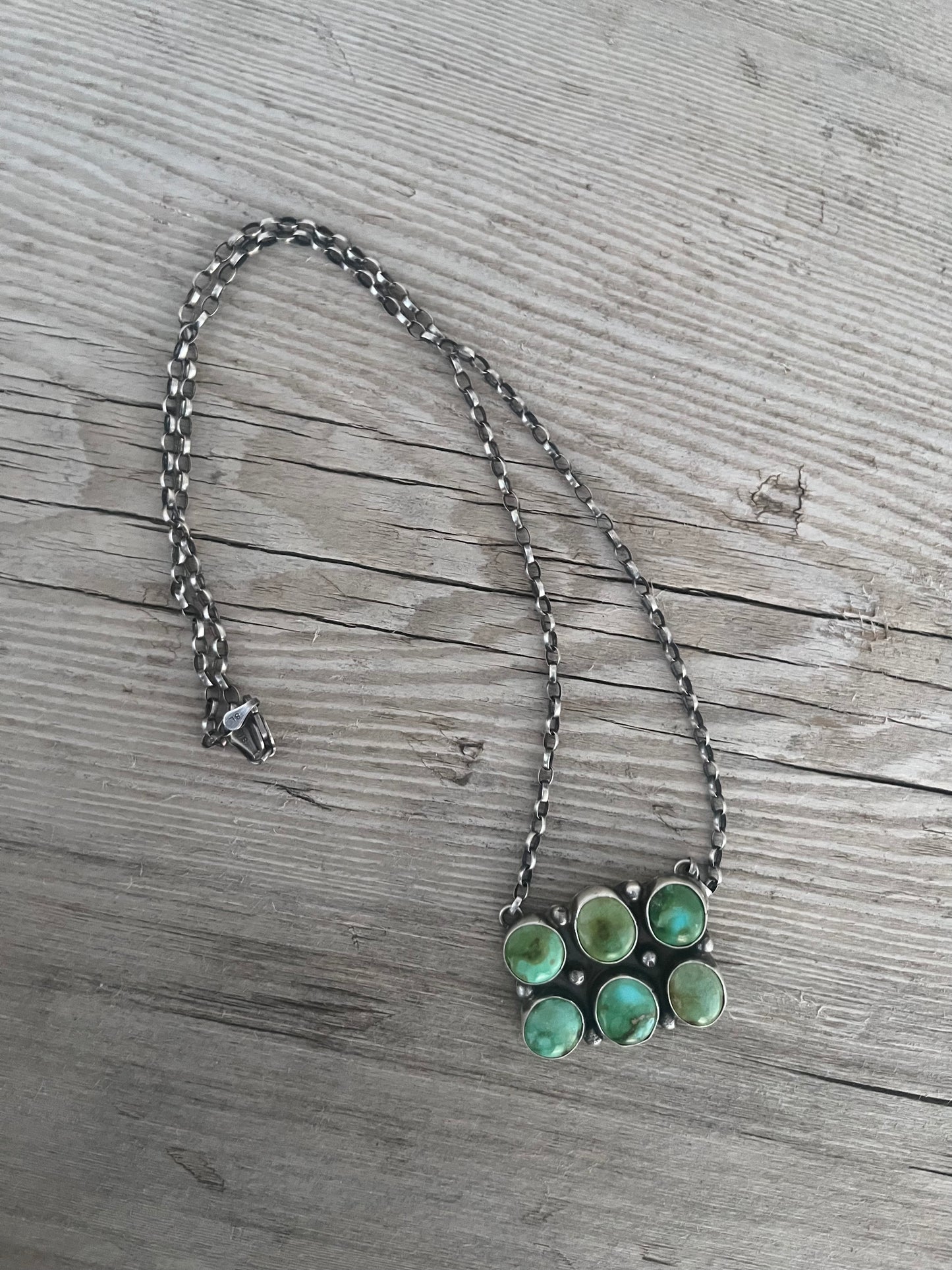 6 Stone Chain Necklace 🖤