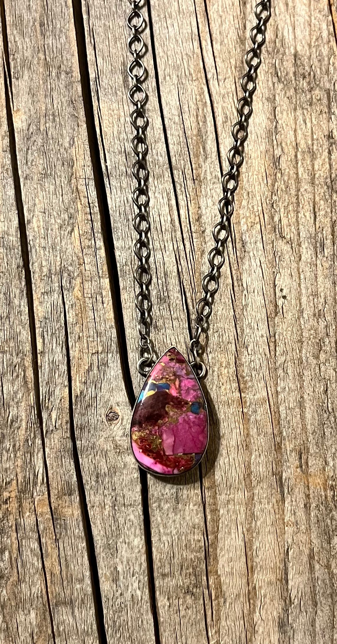 Big Mohave Teardrop Chain Necklace