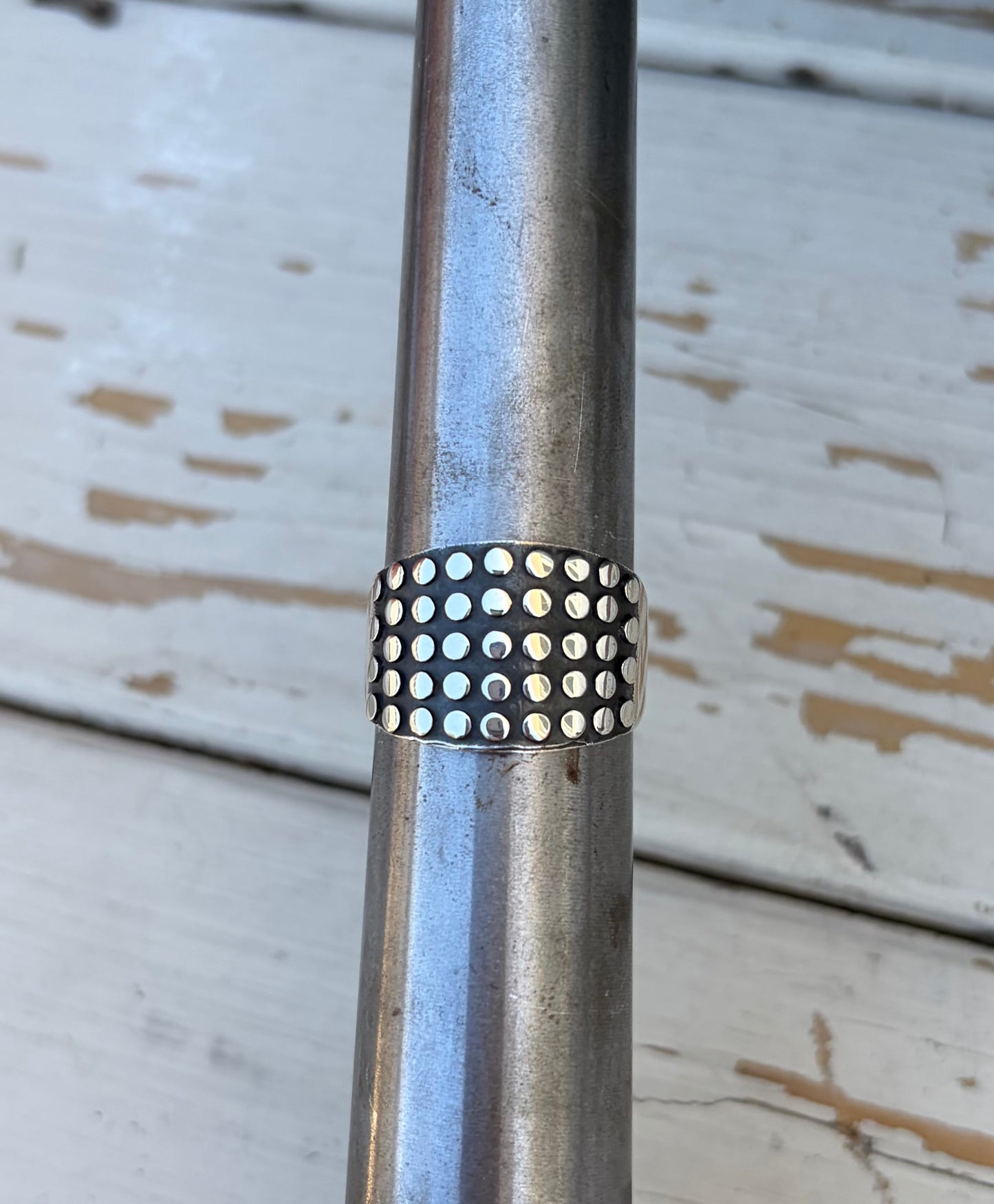 Flat Dots Ring