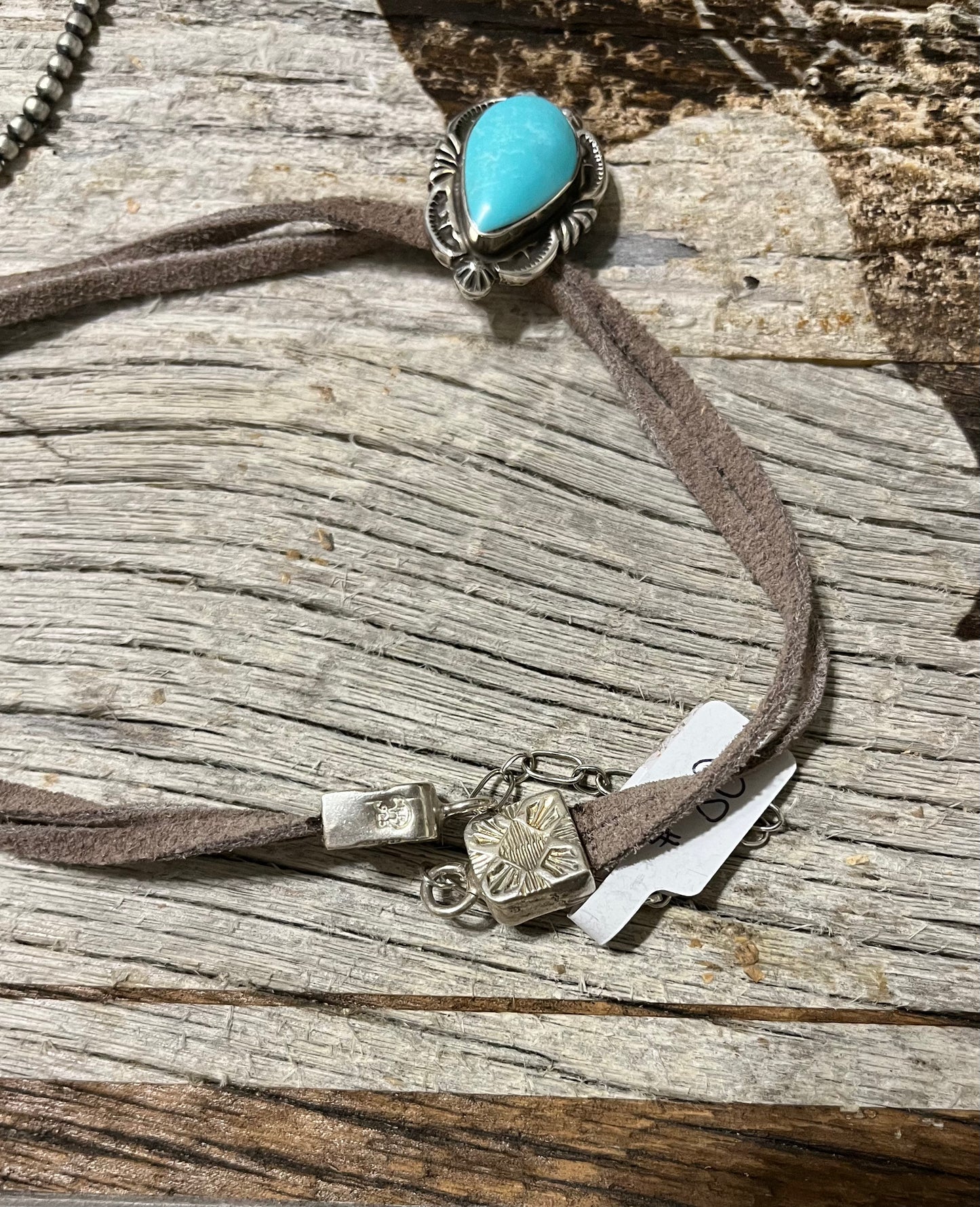 Choker Pendant